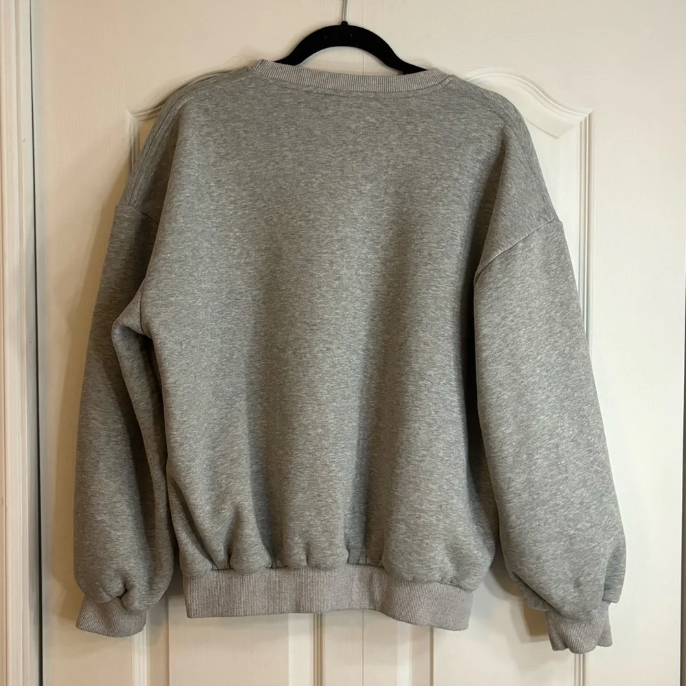 Nike Gray Sweater - Picture 3 of 3